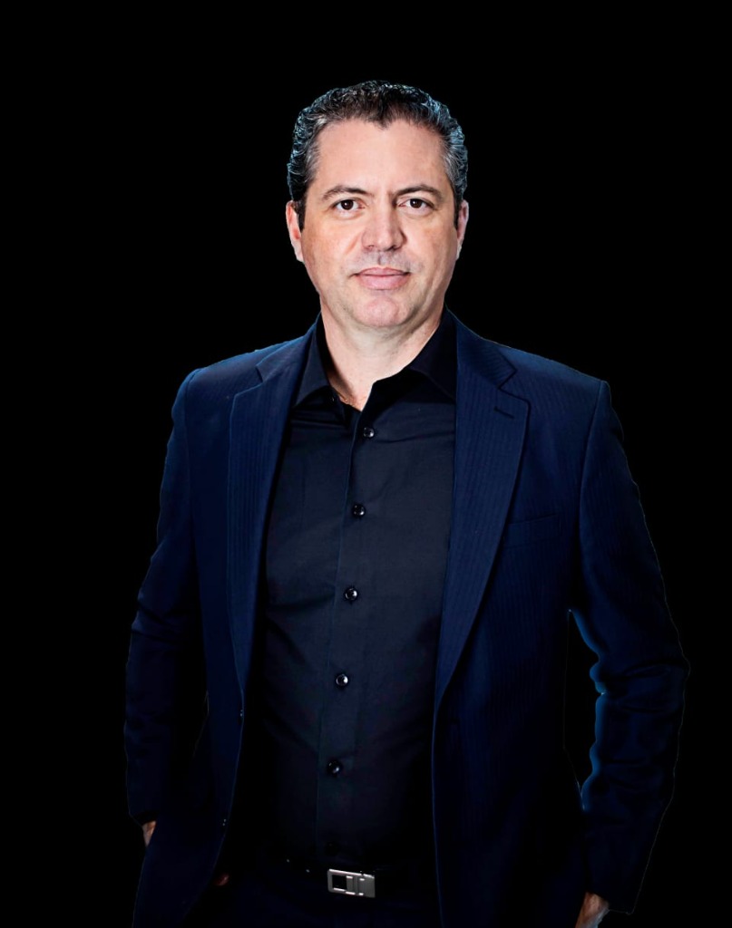 Everton Carlos Sabú — Autor